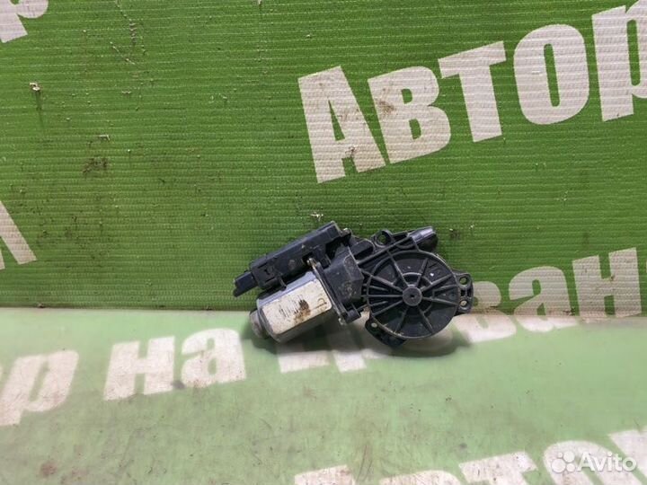 Мотор стеклоподъемника задний левый Kia Ceed G4FC