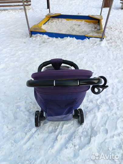 Прогулочная коляска