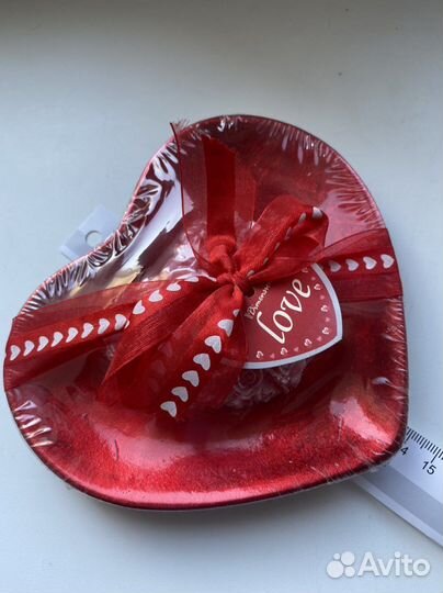 Подарки, свечи, интерьер