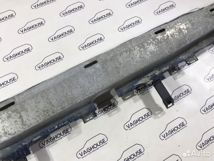 Усилитель бампера задний Audi A4 B5 8D 2.4 AML