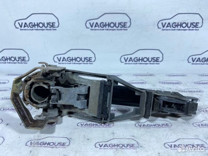 Ручка двери внешняя передняя правая Volkswagen