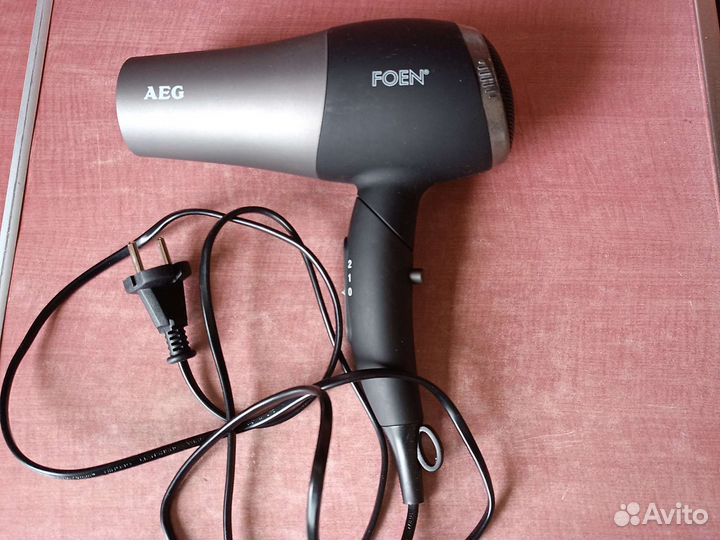 Фен для волос профессиональный