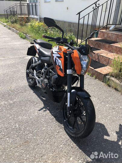 Мотоцикл KTM Duke 125
