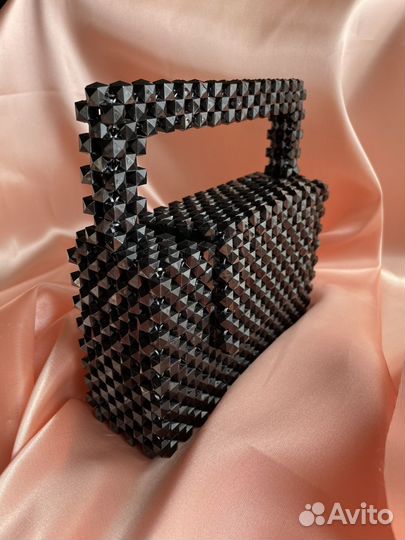 Сумка из бусин ручной работы