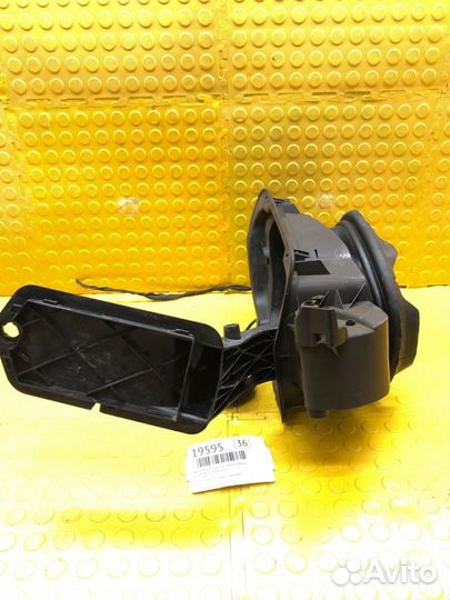 Лючок бензобака (топливного бака) Bmw 2-Series F44