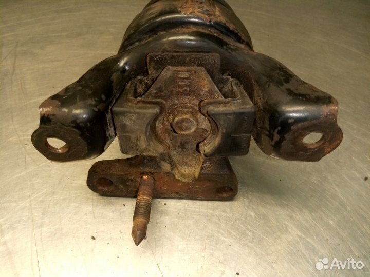 Подушка двигателя Toyota Curren ST206 3SFE