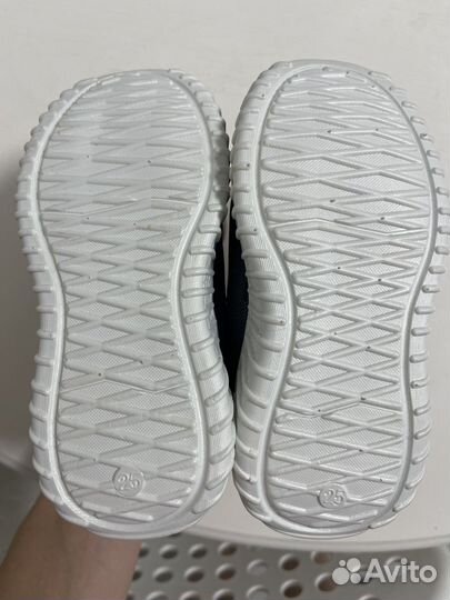 Кроссовки детские 25 размер