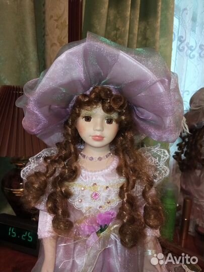 Кукла фарфоровая большая