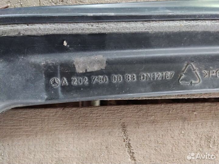 Спойлер, Мерседес 202
