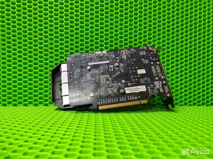 Видеокарта GTX 750 Ti 2GB