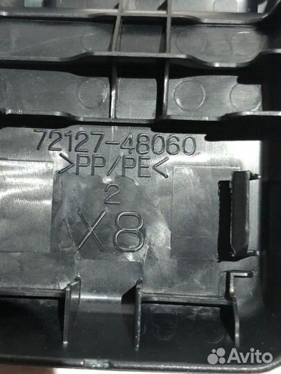 Заглушка крепления сиденья Lexus Rx 350 DBA-GGL10W