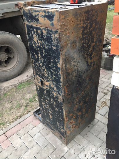 Инструментальный ящик на прицеп