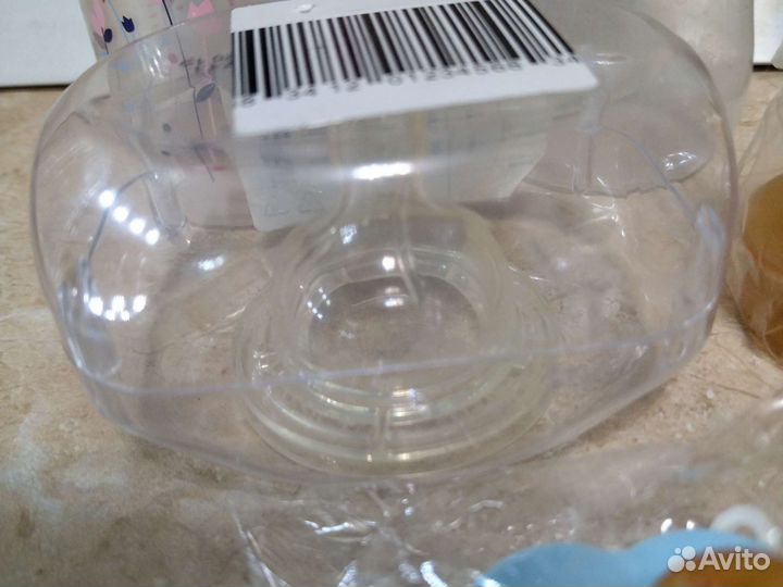 Молоотсос ручной и бутылочки с сосками