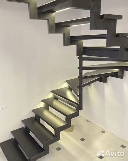 Подсветка лестницы с датчиком движения