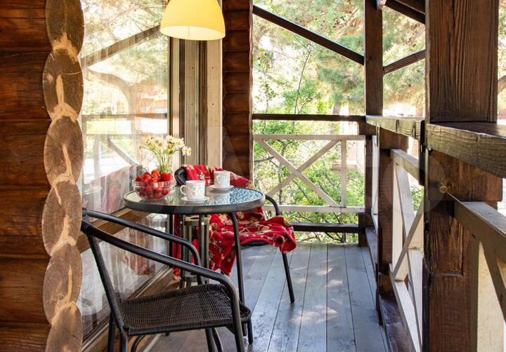 Дом 200 м² на участке 3 сот.