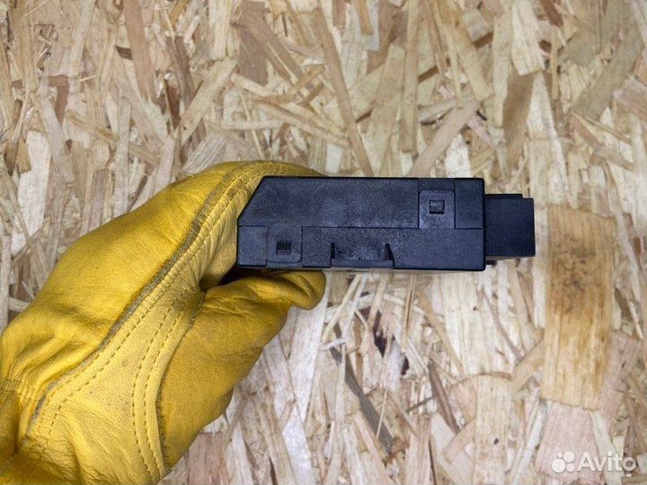 Блок управления прицепного устройства Porsche