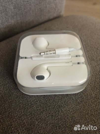 Наушники earpods