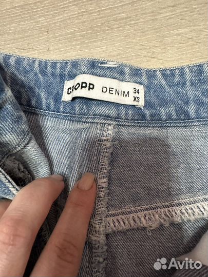 Шорты джинсовые с микки маусами Cropp, XS