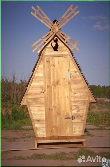 Уличный туалет деревянный TOP231