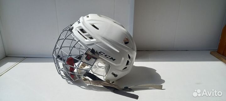 Хоккейная экипировка