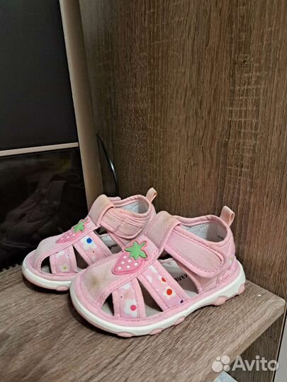 Босоножки для девочки