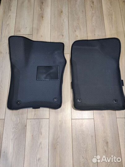 Автоковры водительские EVA Nissan Bassara JU30 Ева