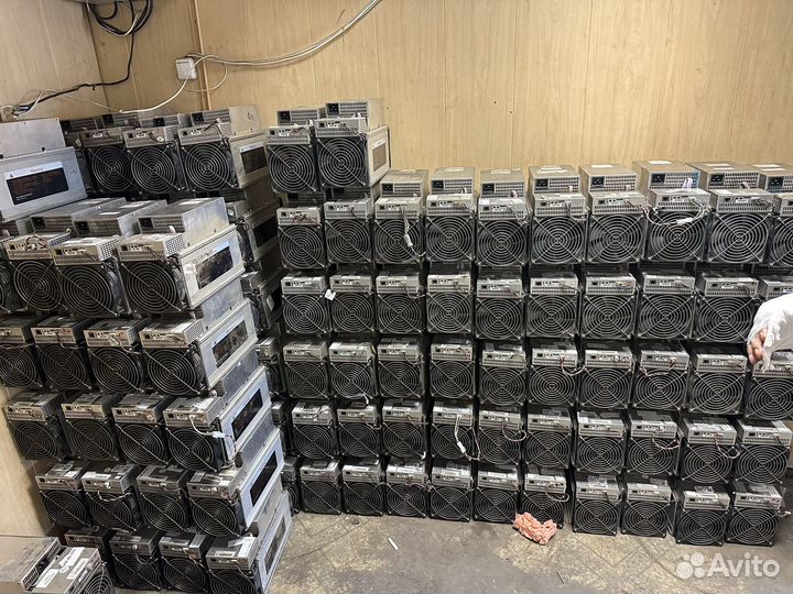 Whatsminer M20S 68 th/s
