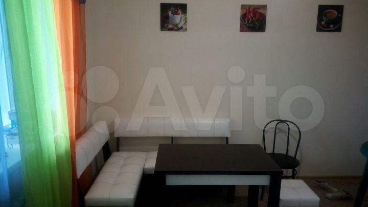 Коттедж 300 м² на участке 4 сот.