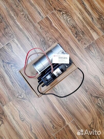 Компрессор пневмоподвески бмв Touring F11