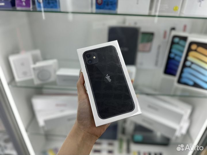 iPhone 11, 64 ГБ