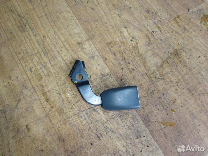 Ответная часть ремня безопасности Fiat Palio 1996