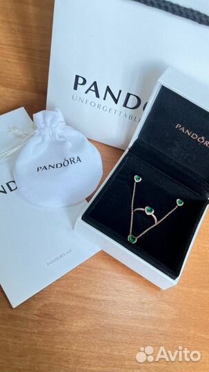 Pandora. Кольцо Сияющее сердце