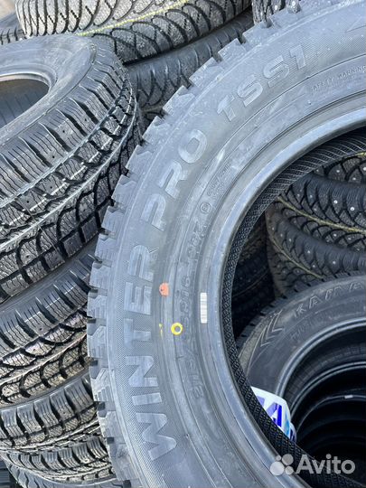 Tourador Winter Pro TSS1 215/65 R16 98T