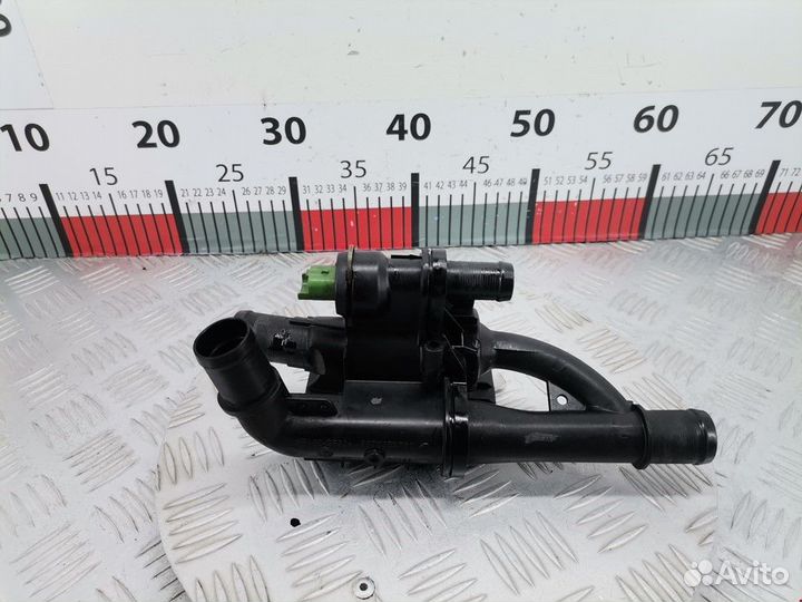 Корпус термостата Volvo V50 рест. 2010