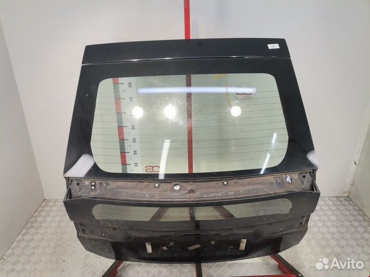 Крышка багажника Toyota Prius