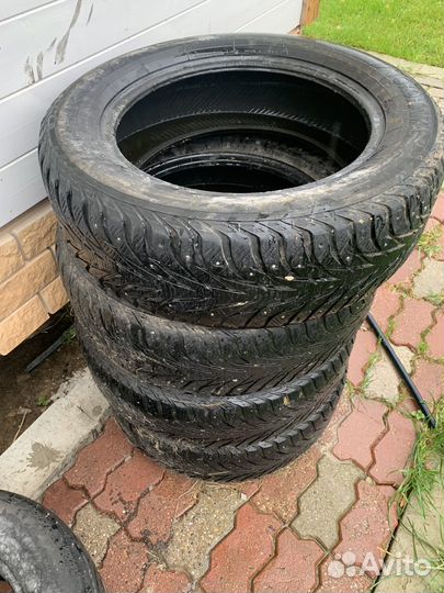 Yokohama IceGuard Stud IG65 225/60 R17