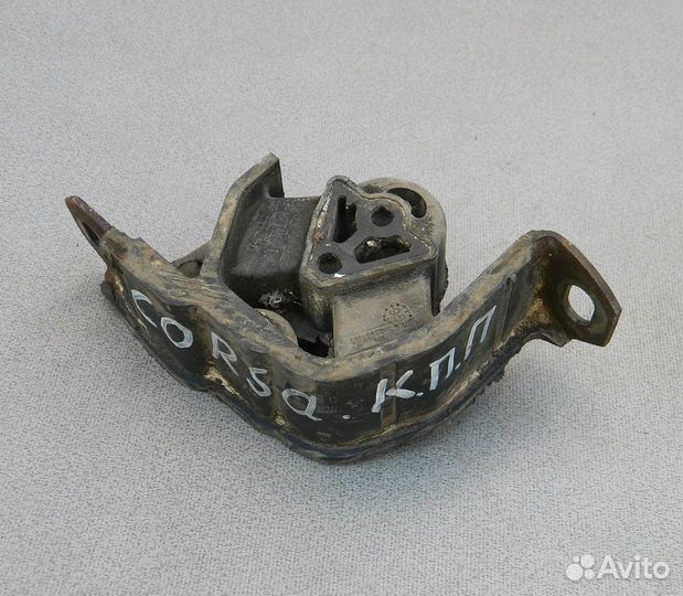 Подушка кпп Opel Corsa B 1.4