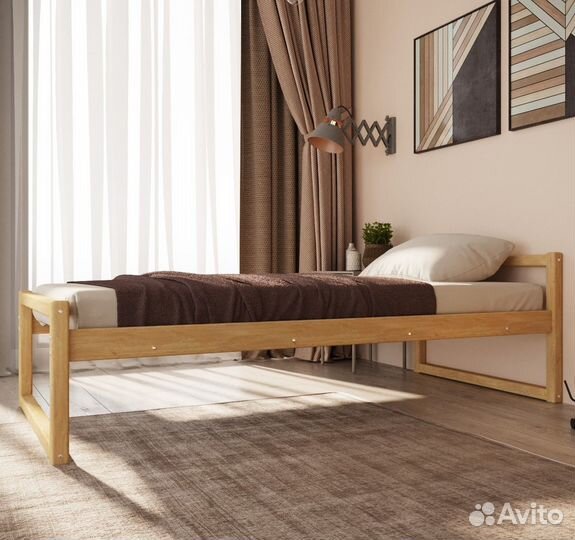 Кровать детская деревянная