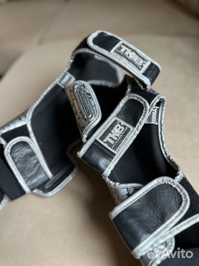 Щитки для единоборств