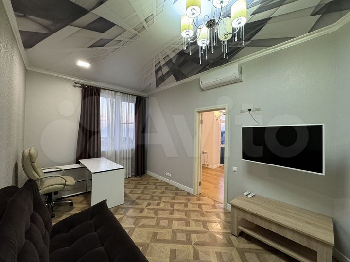 4-к. квартира, 150 м², 6/7 эт.