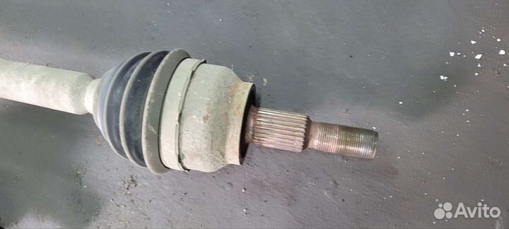 Привод в сборе правый и передний