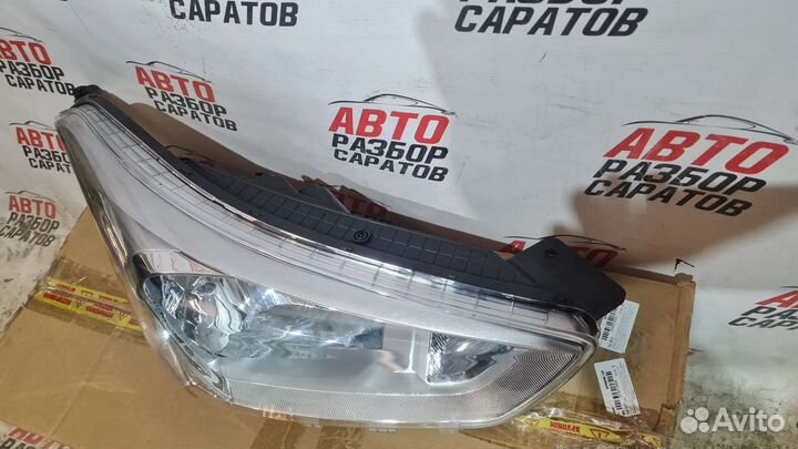 Hyundai Creta фара передняя правая