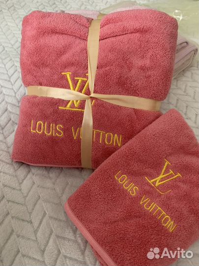 Полотенца Louis Vuitton Коралловые/Розовые новые