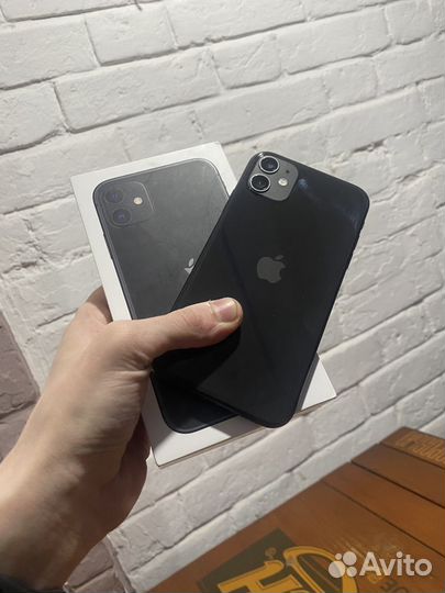 iPhone 11, 64 ГБ