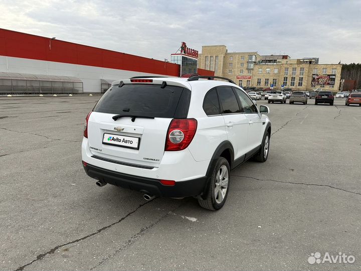 Chevrolet Captiva 2.4 AT, 2012, 119 000 км