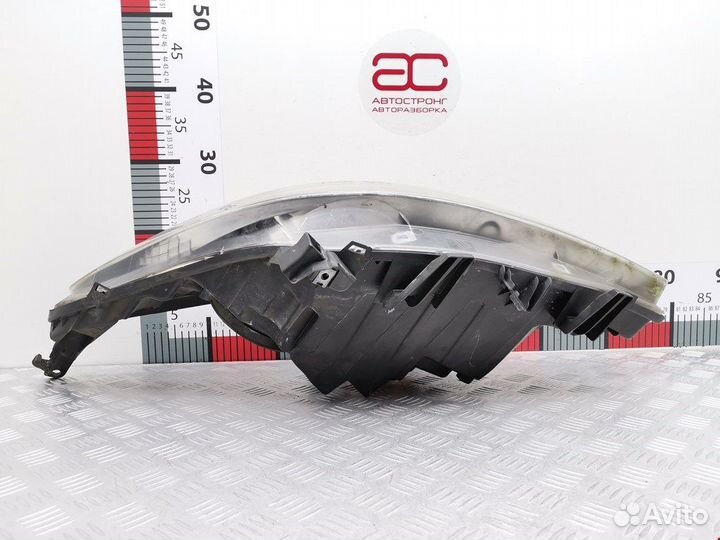 Фара передняя для Peugeot-Citroen 207 9649986180