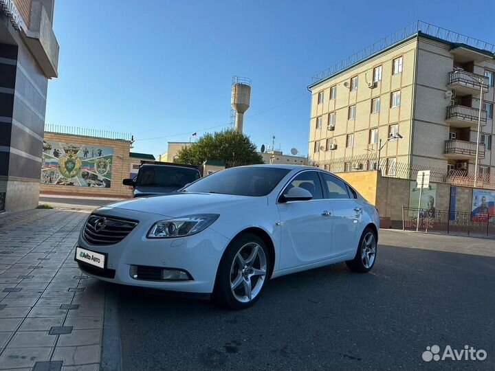 Opel Insignia 2.0 AT, 2012, 260 000 км