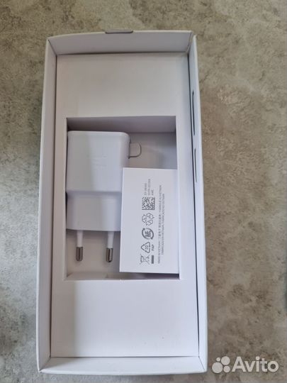 Samsung Galaxy A13, 4/32 ГБ