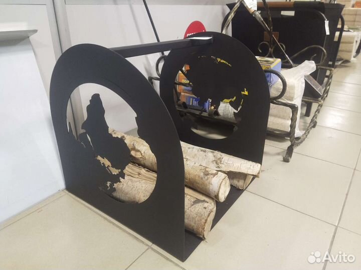 Вешалка, дровница, ключница