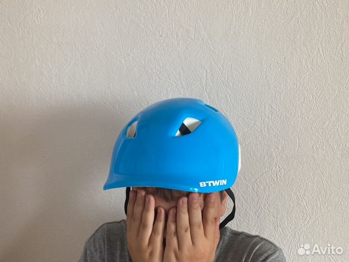 Защитный шлем. Б/ у